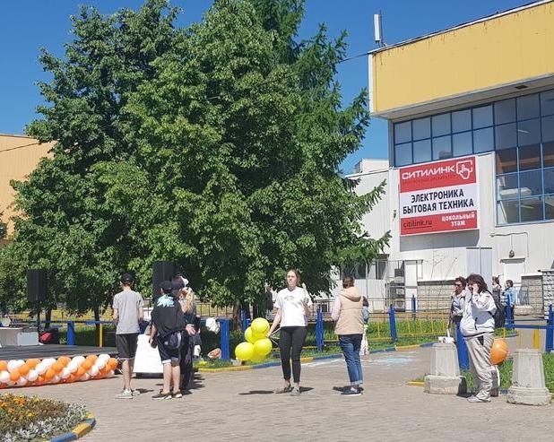 Ситилинк открыл магазин в Бибирево (внутри интересные подробности по поводу стратегии, цен, размышления по поводу онлайн и оффлайн торговли)