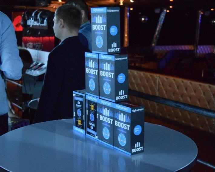 Презентация нового музыкального смартфона Highscreen Boost III и море рока на Highscreen Fest